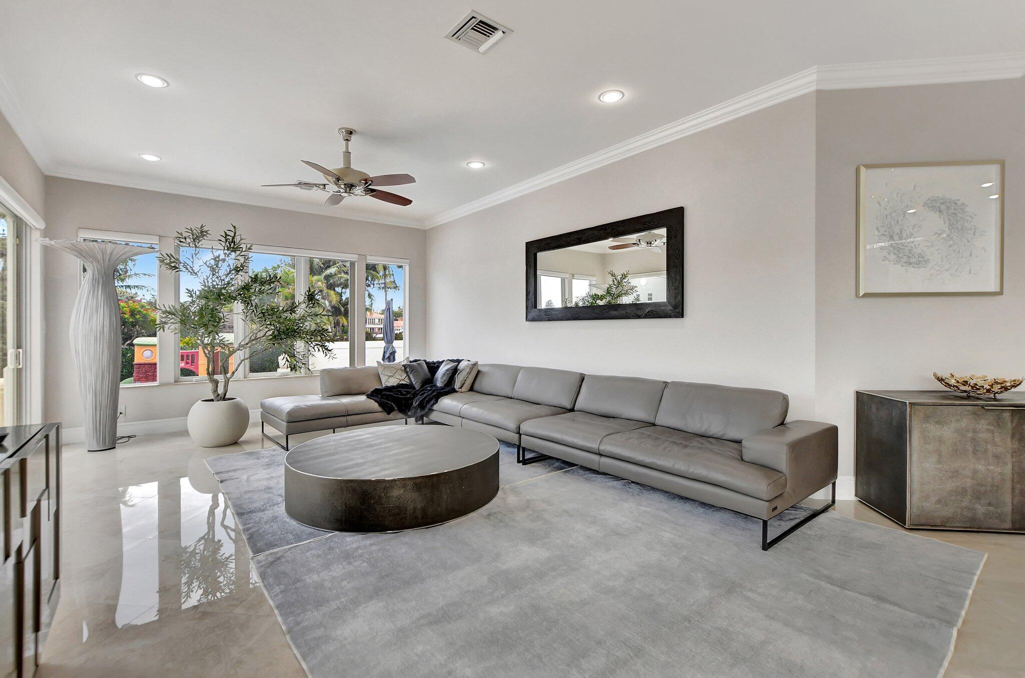 CARIBBEAN KEYS - Residential Lease