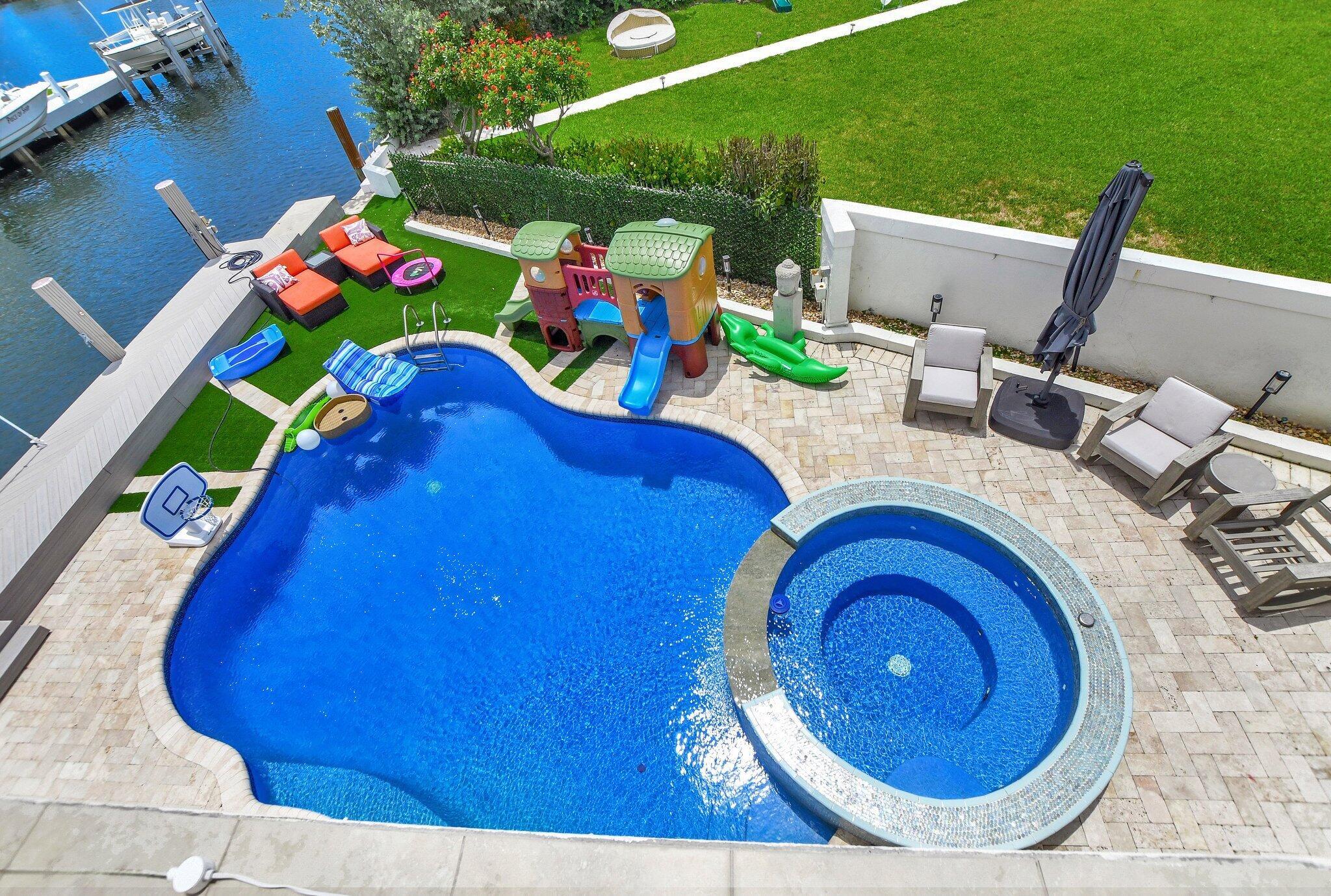 CARIBBEAN KEYS - Residential Lease