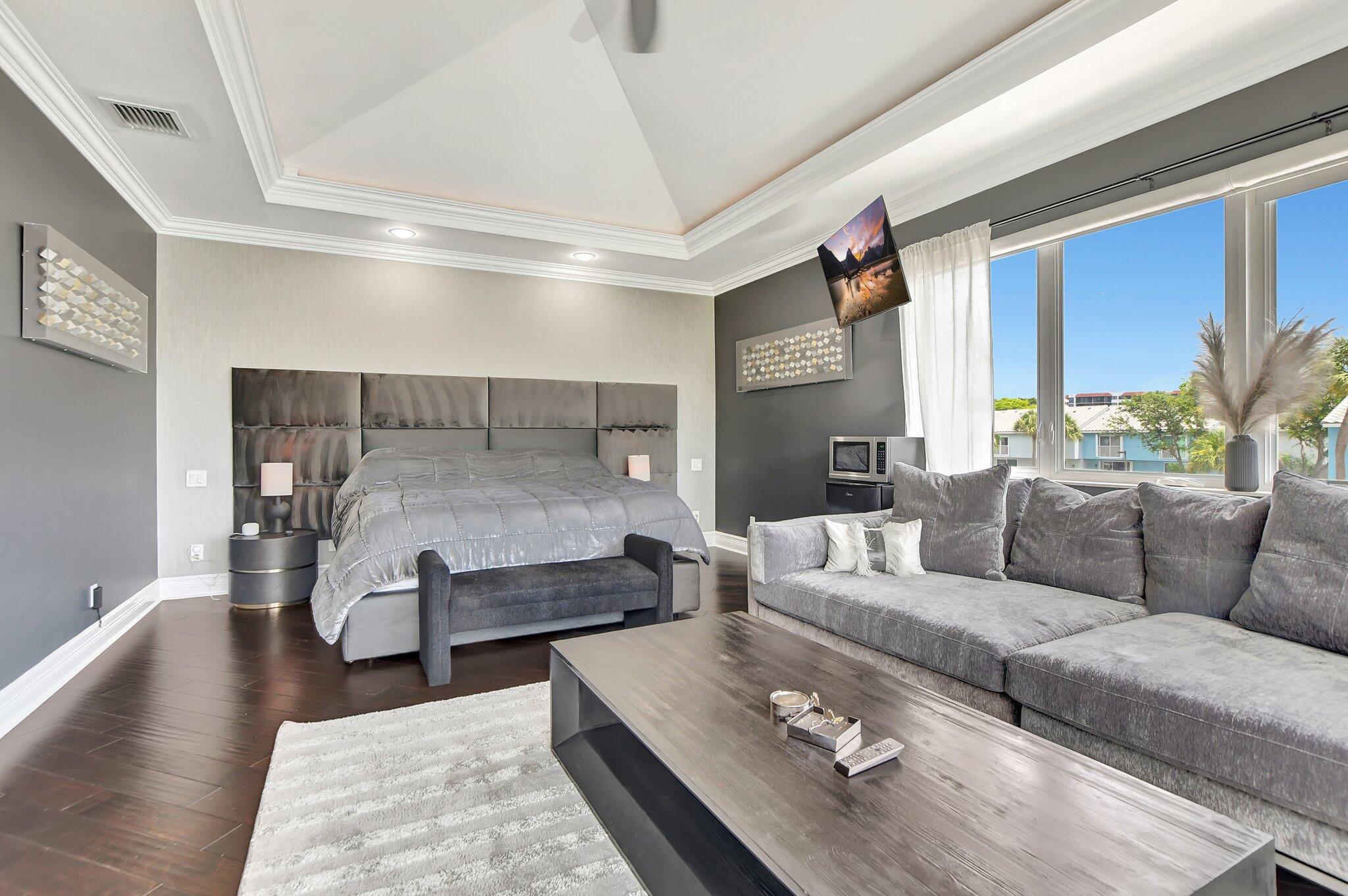 CARIBBEAN KEYS - Residential Lease