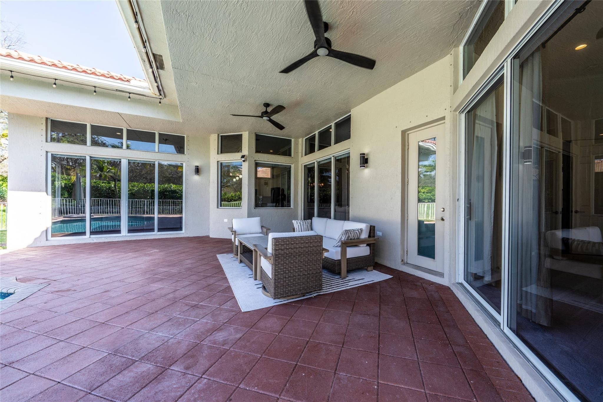 Fox Ridge 157-8 B - Residential