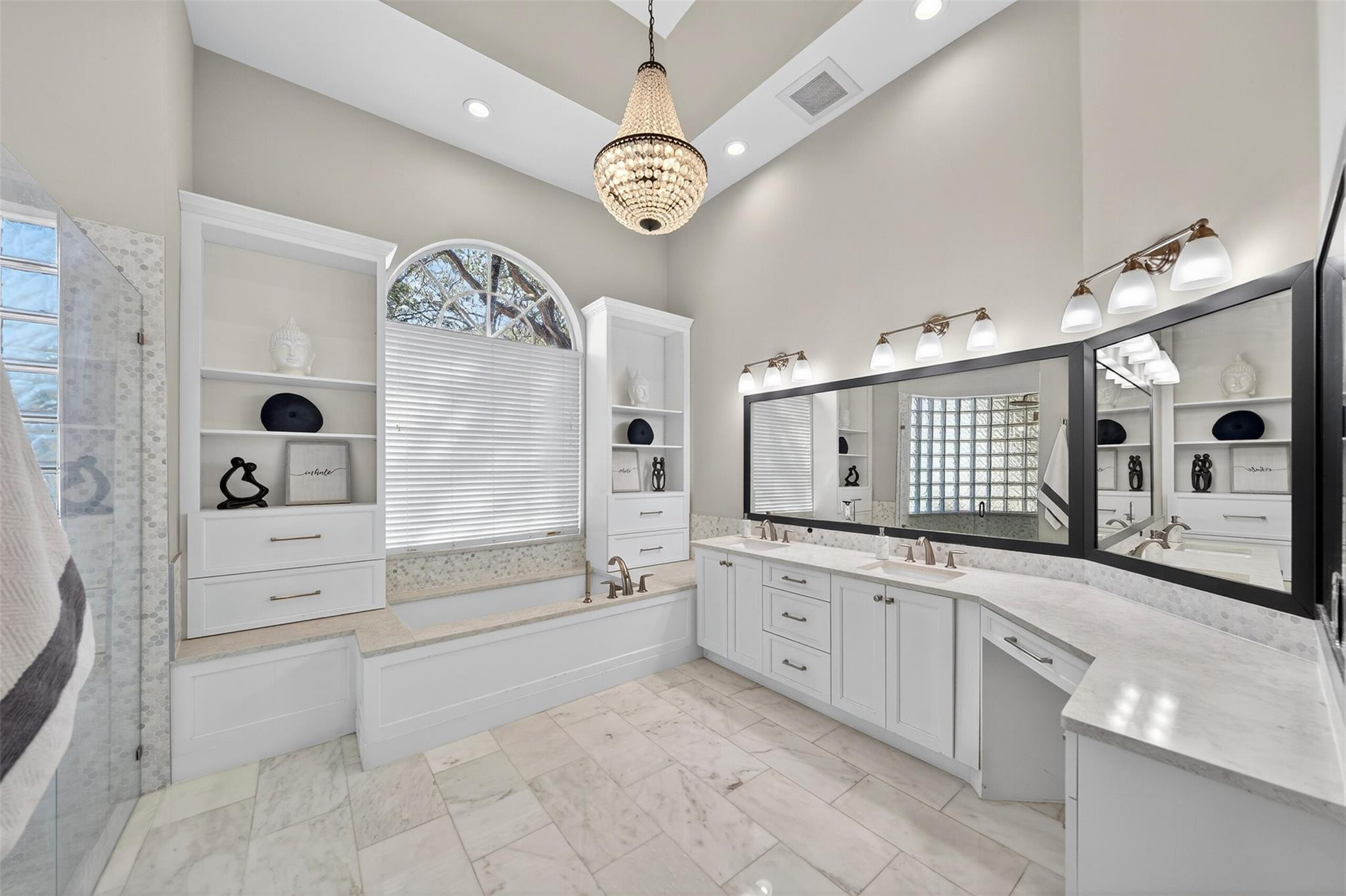 Fox Ridge 157-8 B - Residential