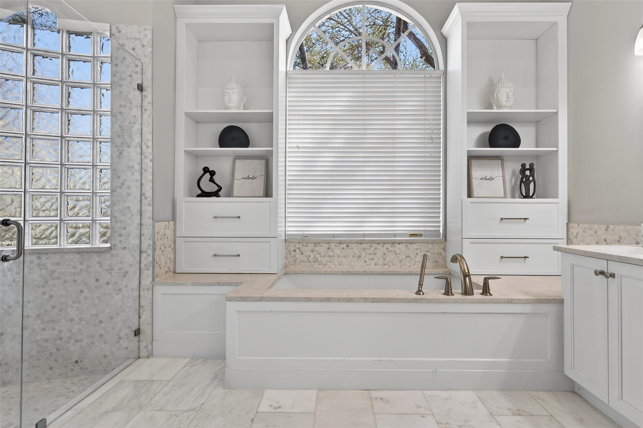 Fox Ridge 157-8 B - Residential