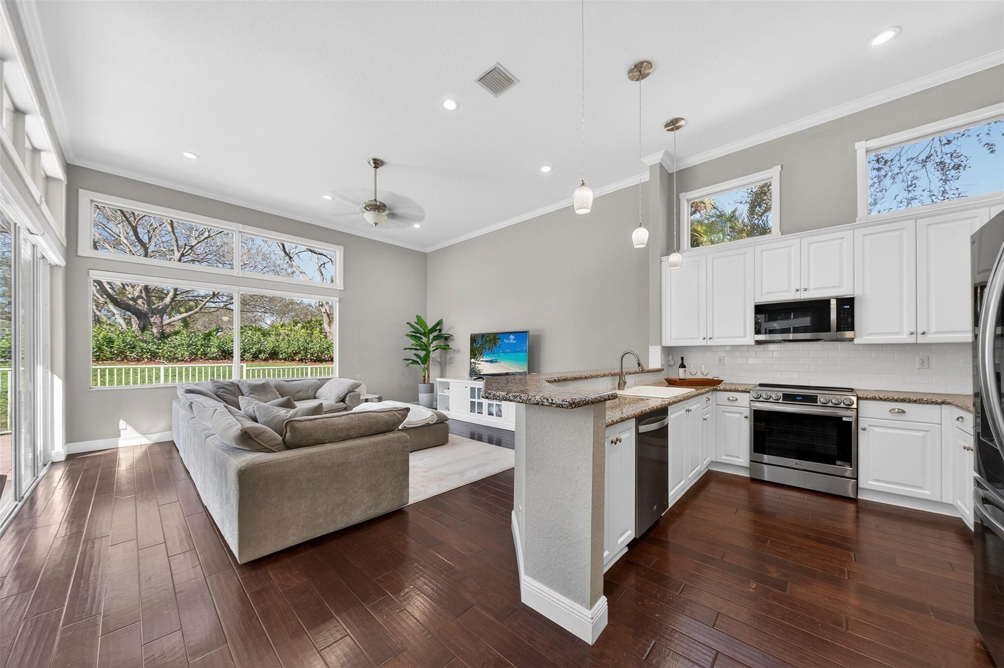 Fox Ridge 157-8 B - Residential