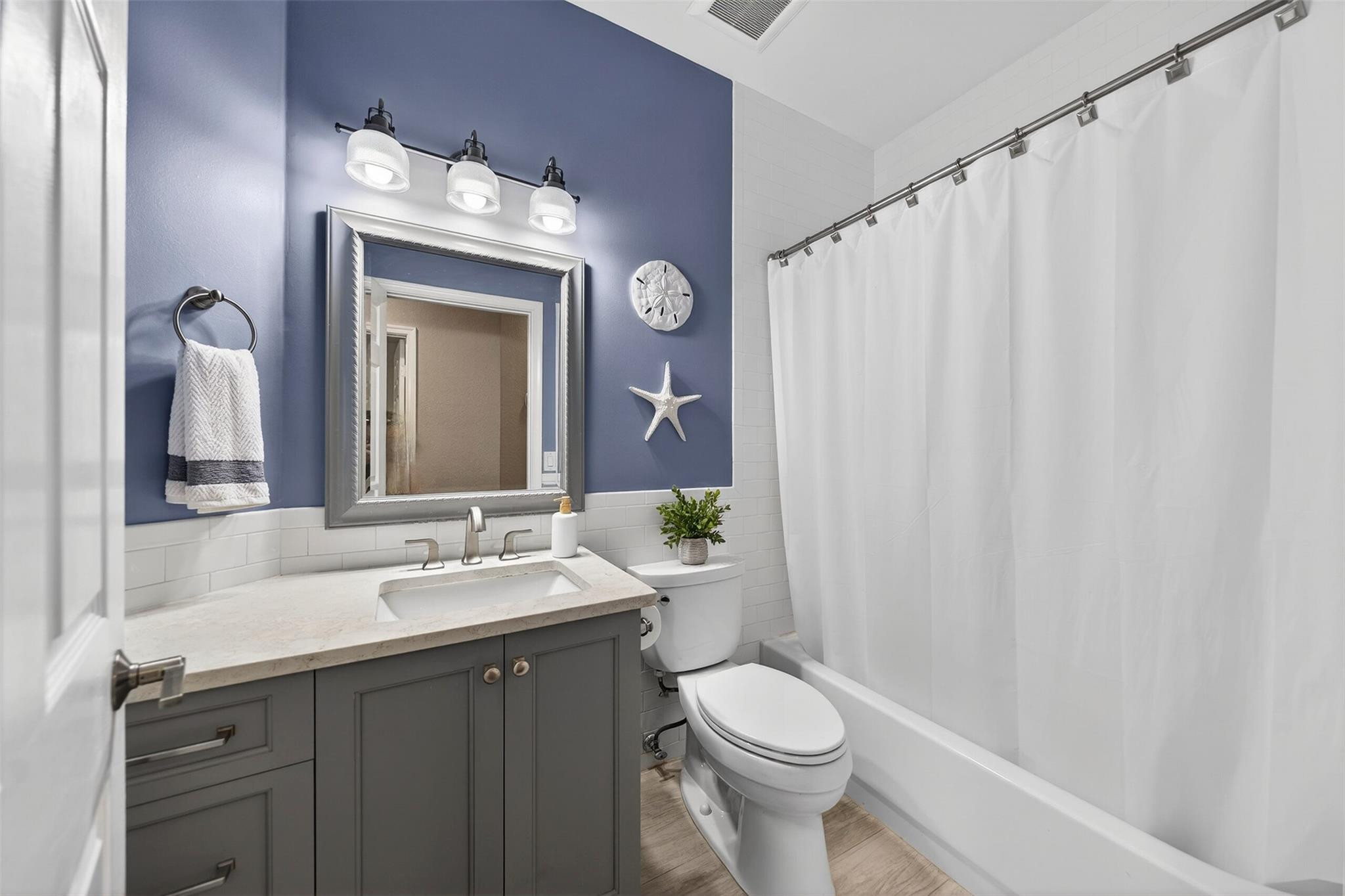 Fox Ridge 157-8 B - Residential