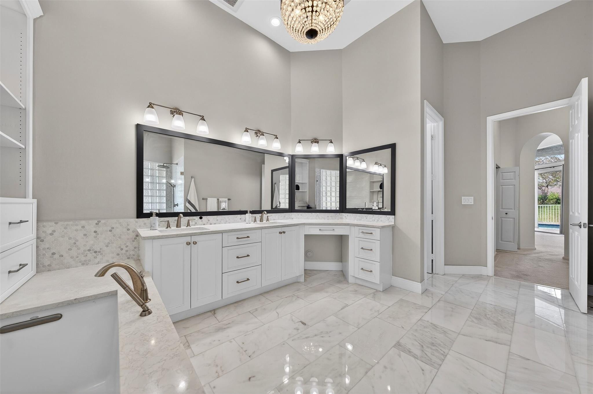 Fox Ridge 157-8 B - Residential