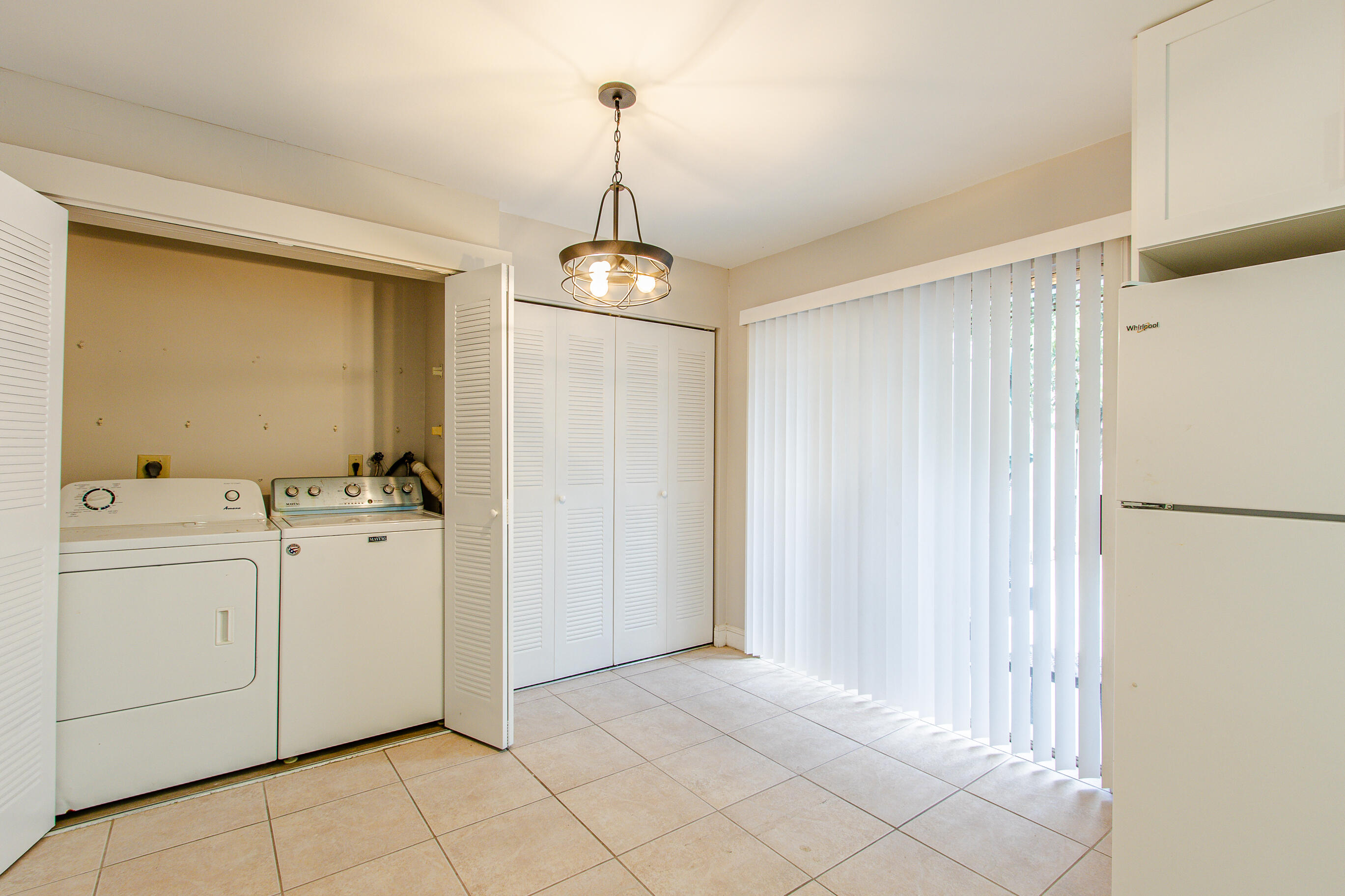 ALPINE WOODS ESTATES NO II - Residential Lease