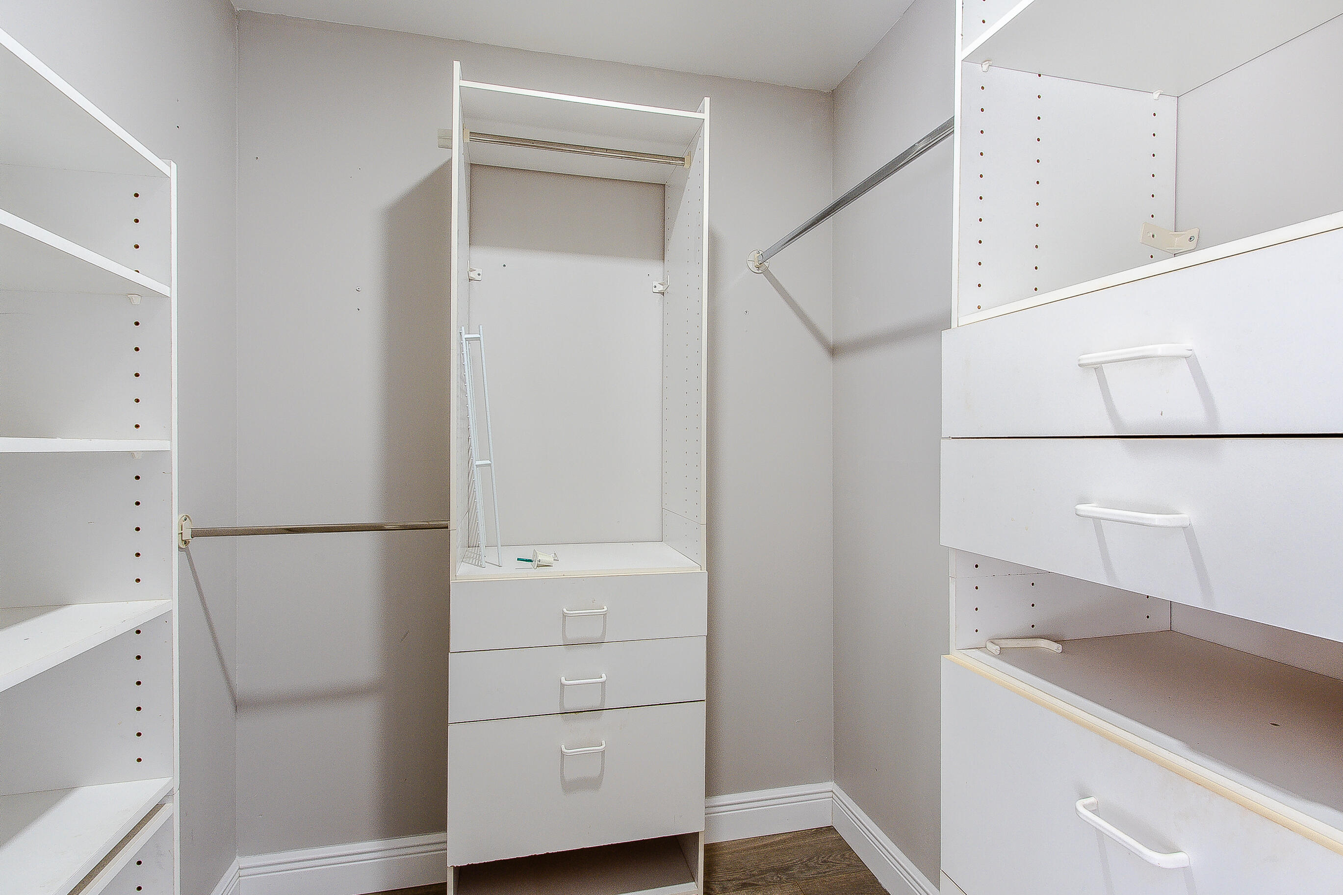 ALPINE WOODS ESTATES NO II - Residential Lease