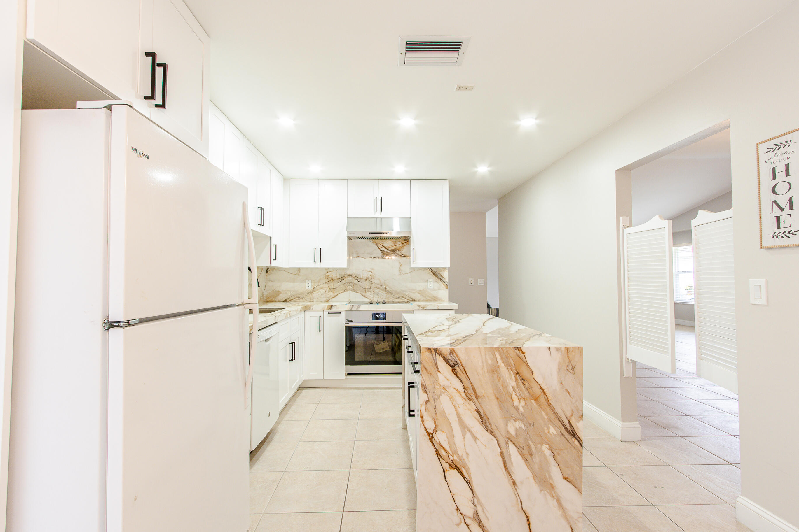 ALPINE WOODS ESTATES NO II - Residential Lease