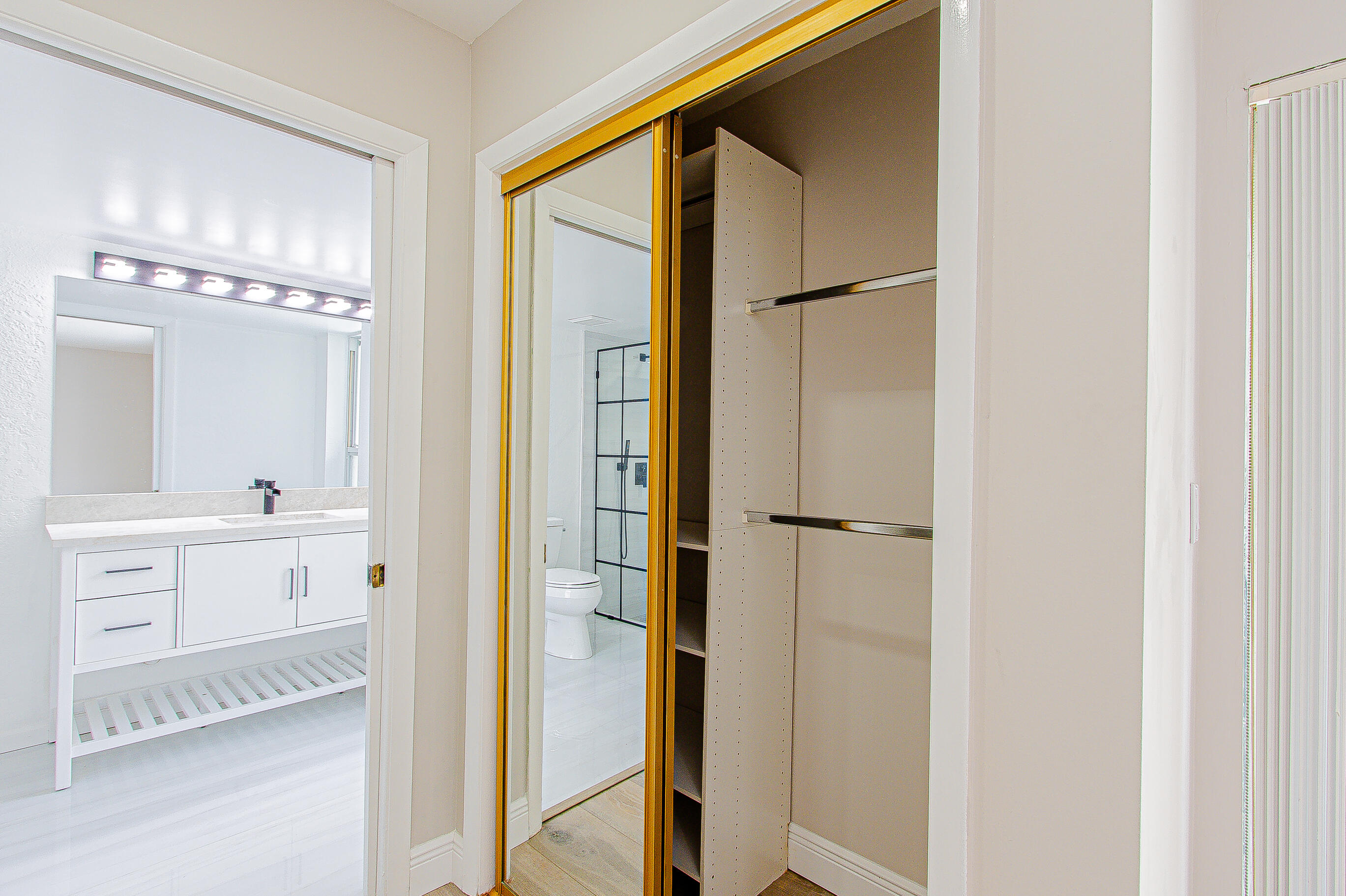 ALPINE WOODS ESTATES NO II - Residential Lease