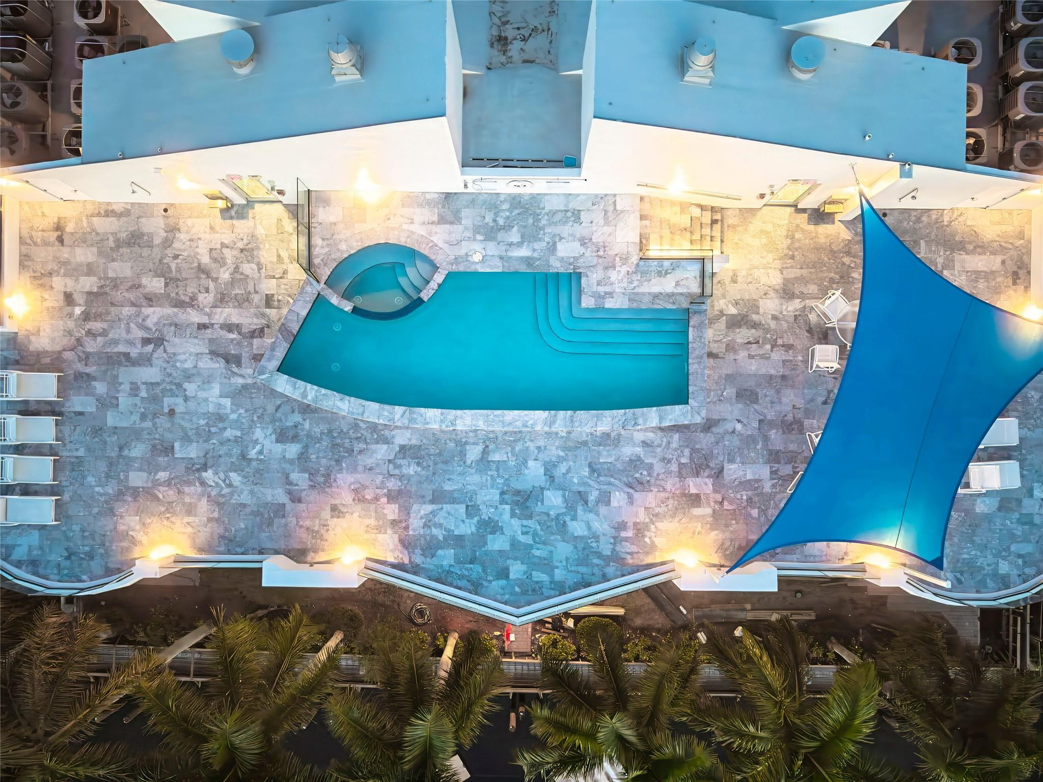 301 Hendricks Isle 10