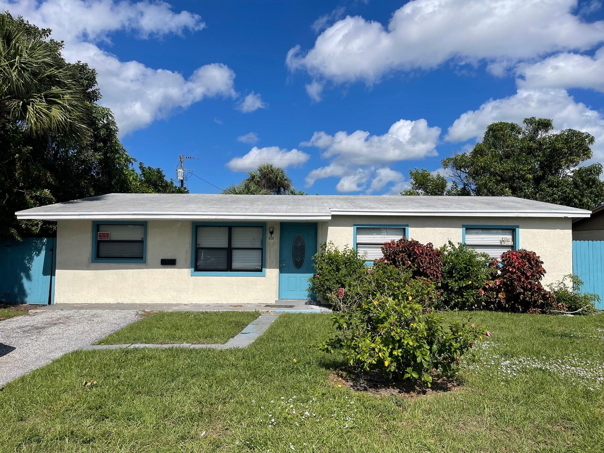FEDERAL GARDENS 4 - Residential Lease