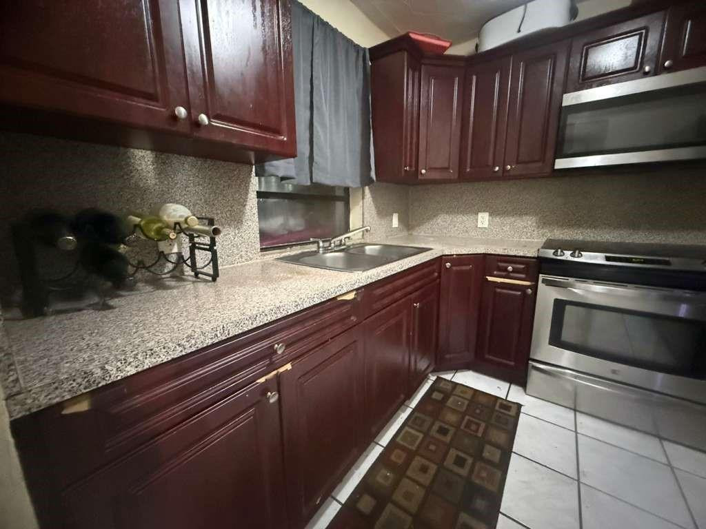 West Hollywood Trailer Ci - Residential