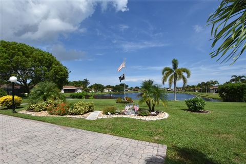 A home in Deerfield Beach