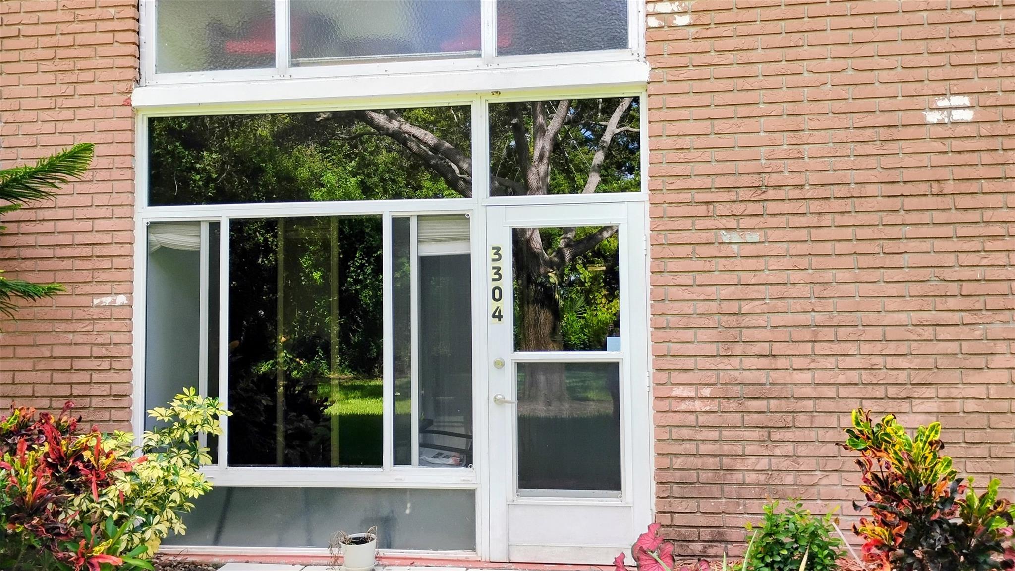 Vista Del Lago - Residential