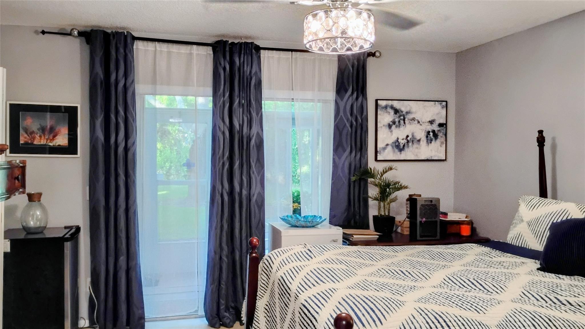 Vista Del Lago - Residential