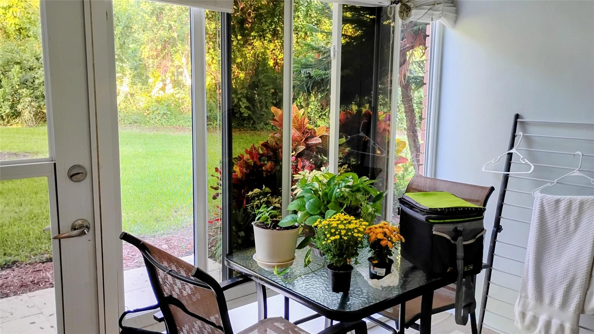 Vista Del Lago - Residential