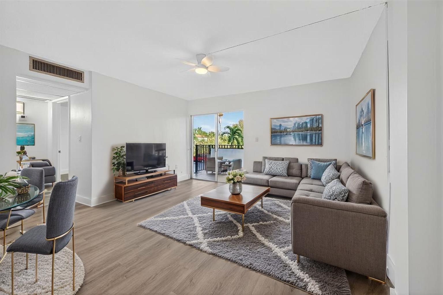 2465 SW 18th Ave 3206