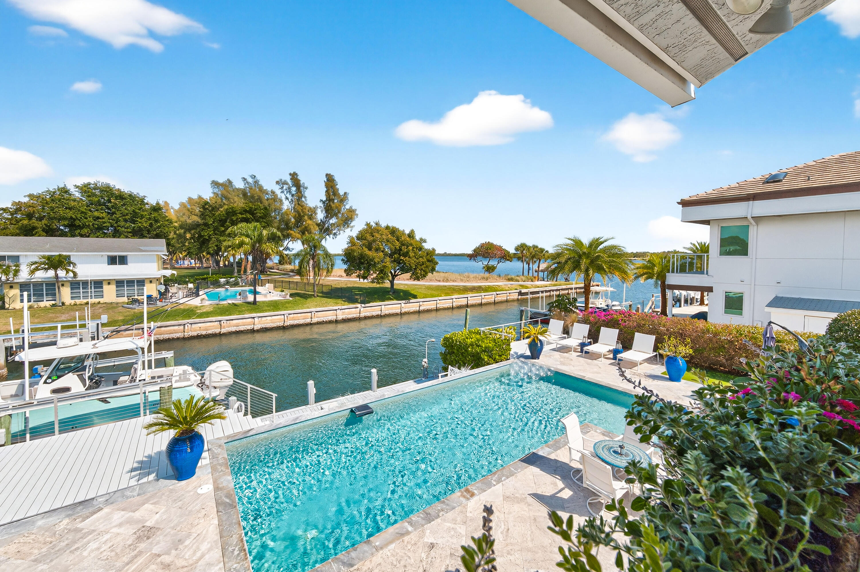 PALM BEACH LAKE WORTH ESTATES 2 - Residential
