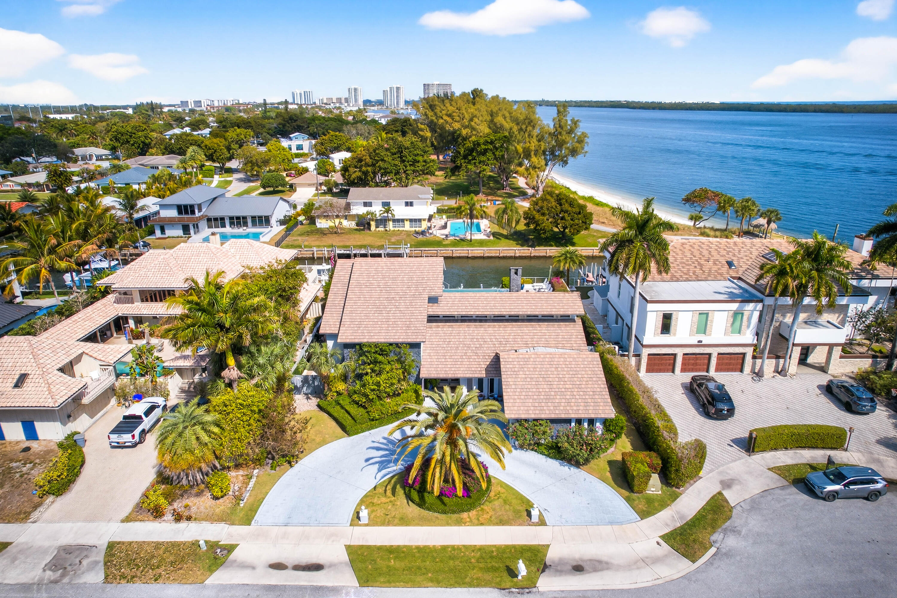 PALM BEACH LAKE WORTH ESTATES 2 - Residential