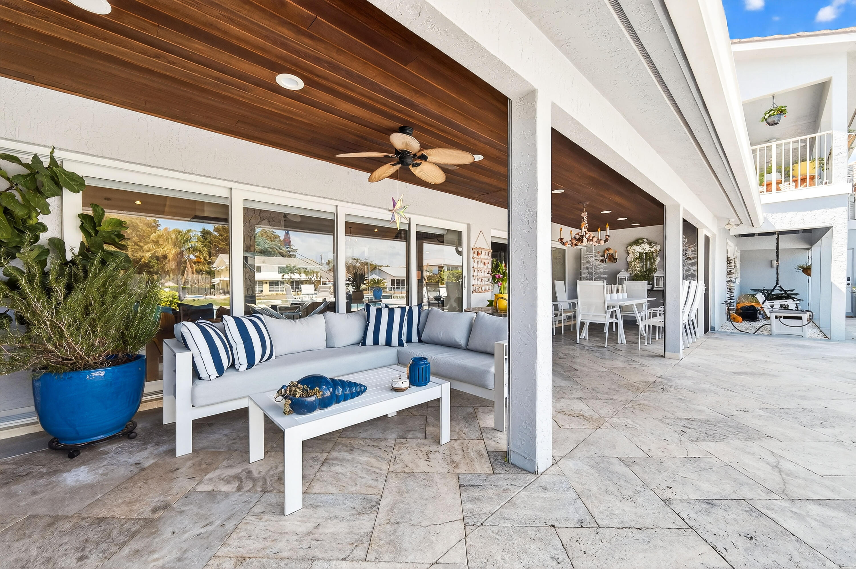 PALM BEACH LAKE WORTH ESTATES 2 - Residential