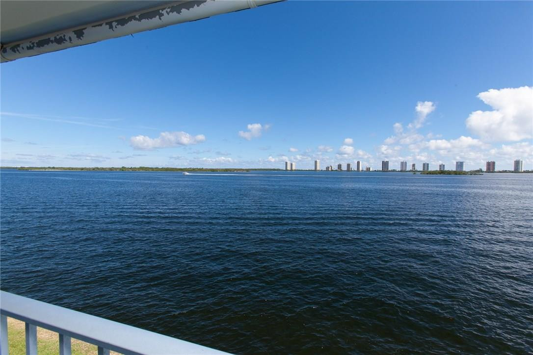 Shore Club - Residential