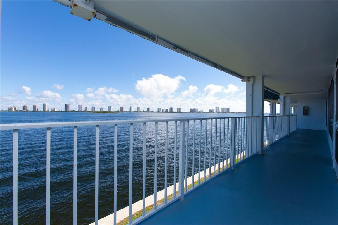 Shore Club - Residential
