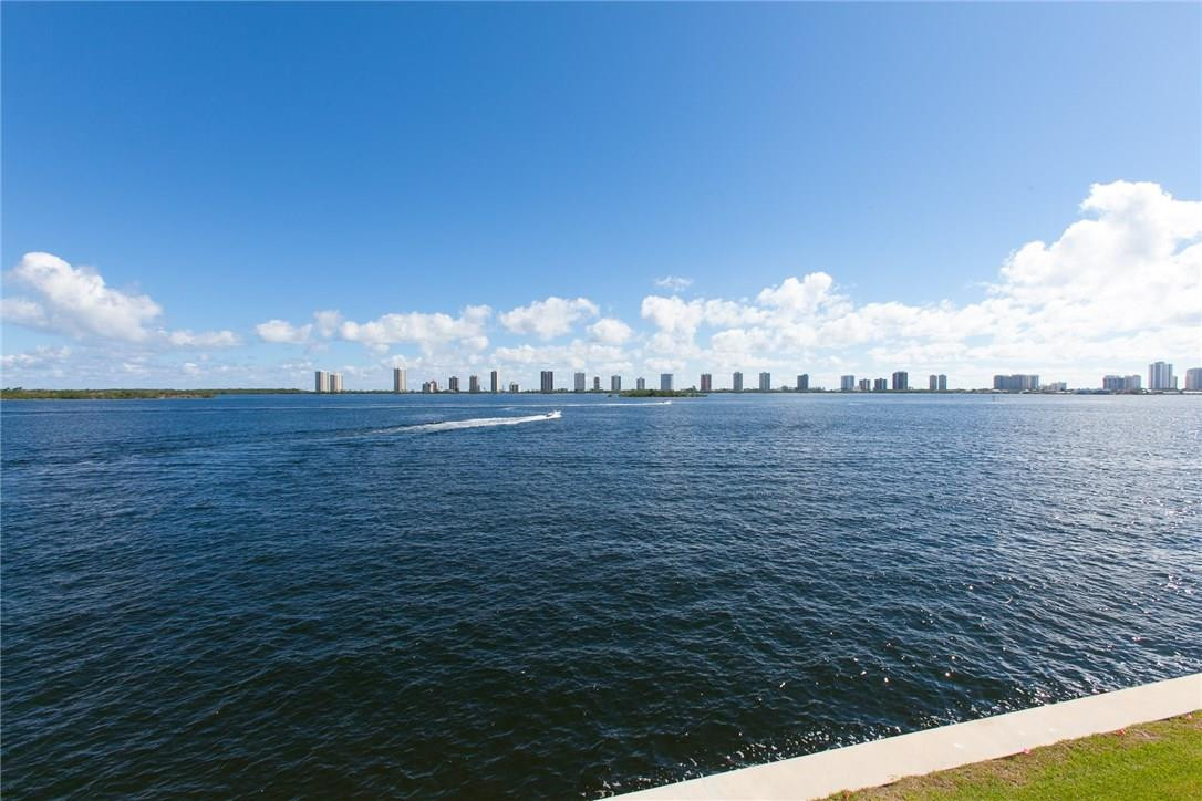 Shore Club - Residential