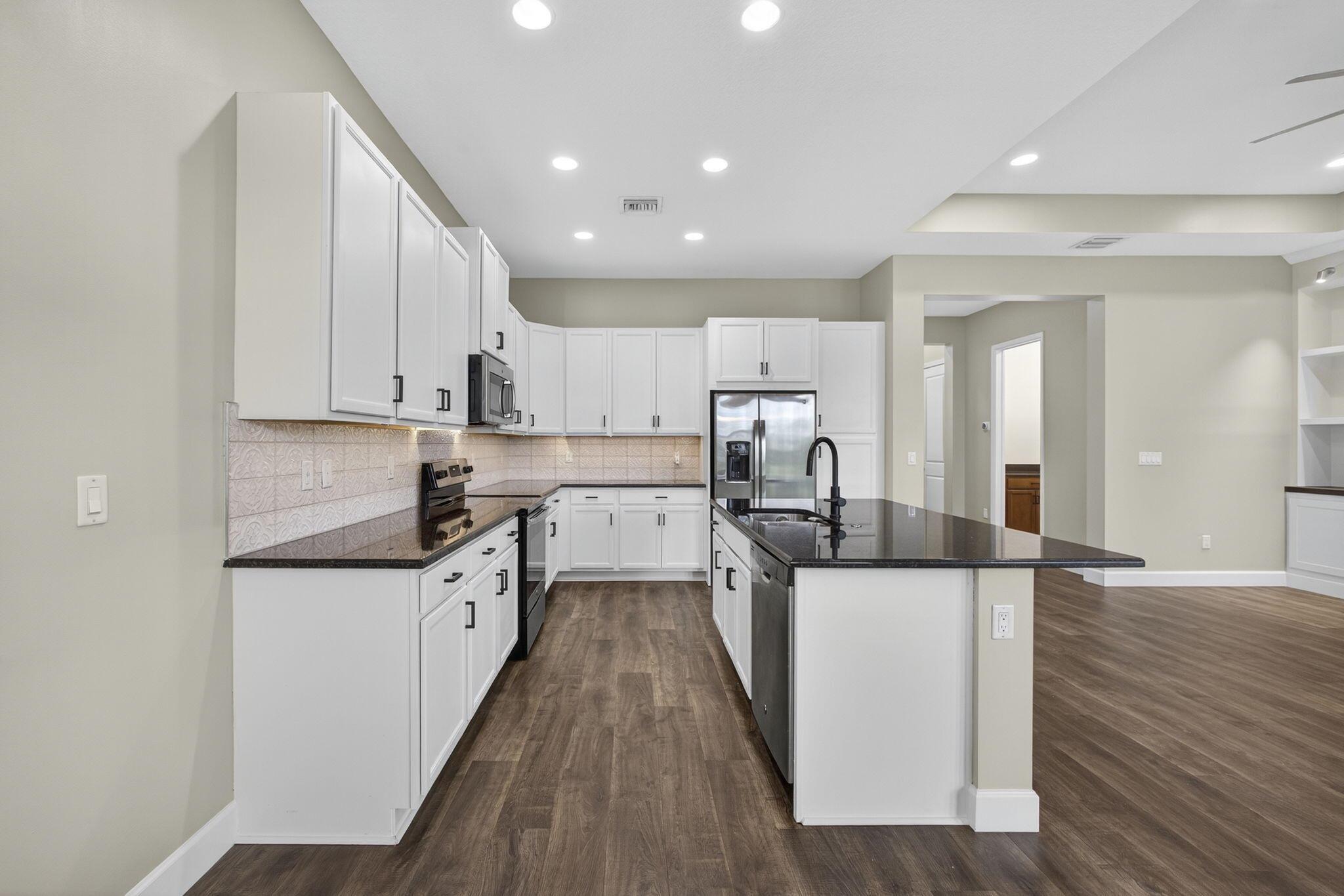 MEADOWS OF WESTLAKE - Residential