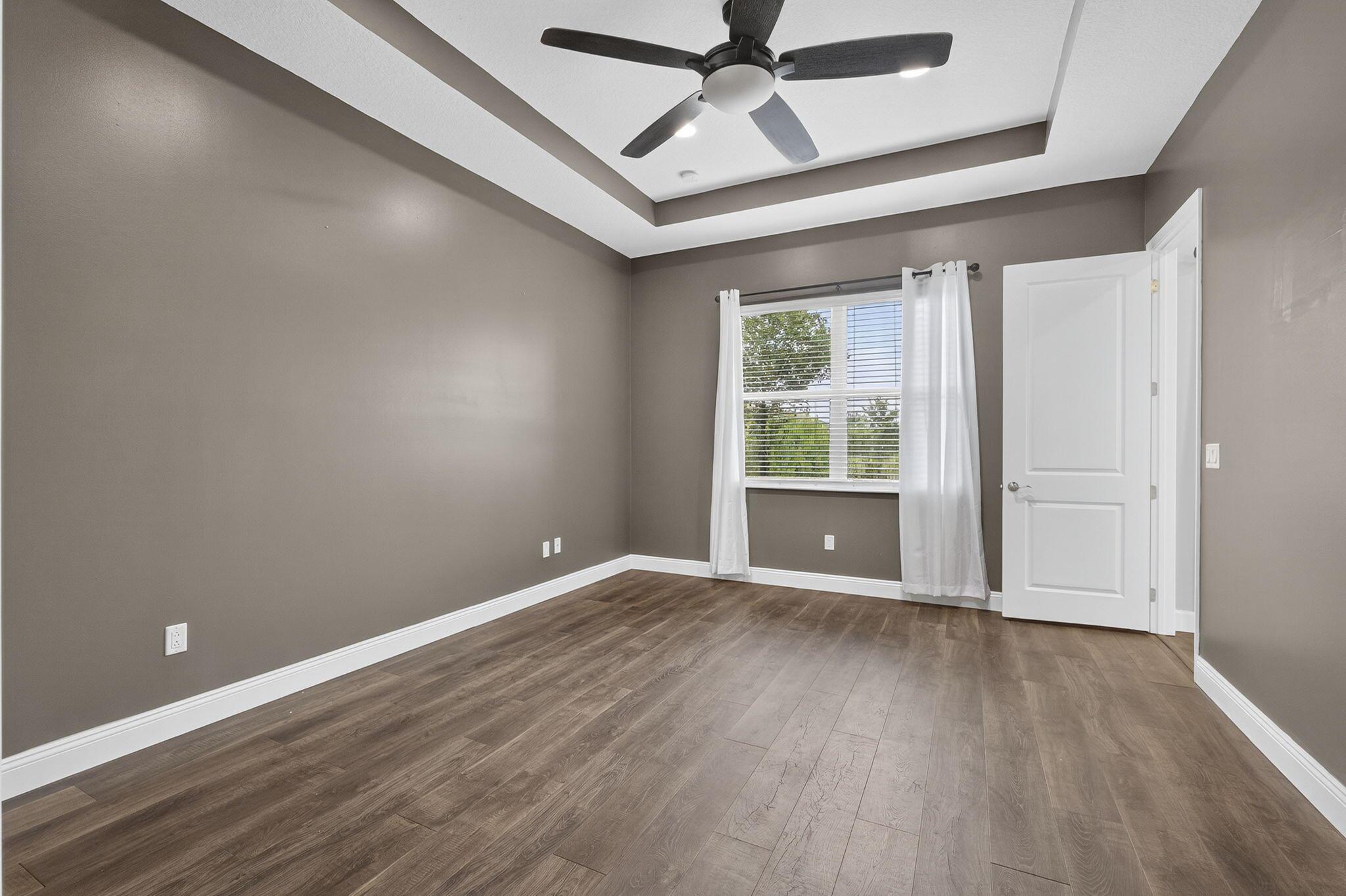 MEADOWS OF WESTLAKE - Residential
