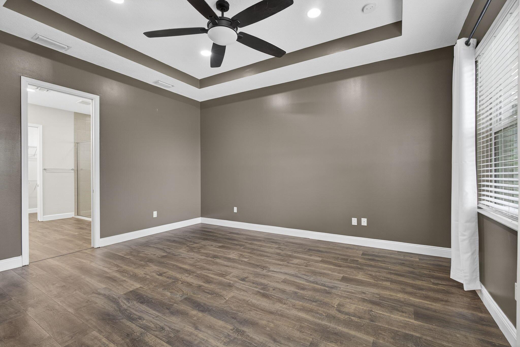 MEADOWS OF WESTLAKE - Residential