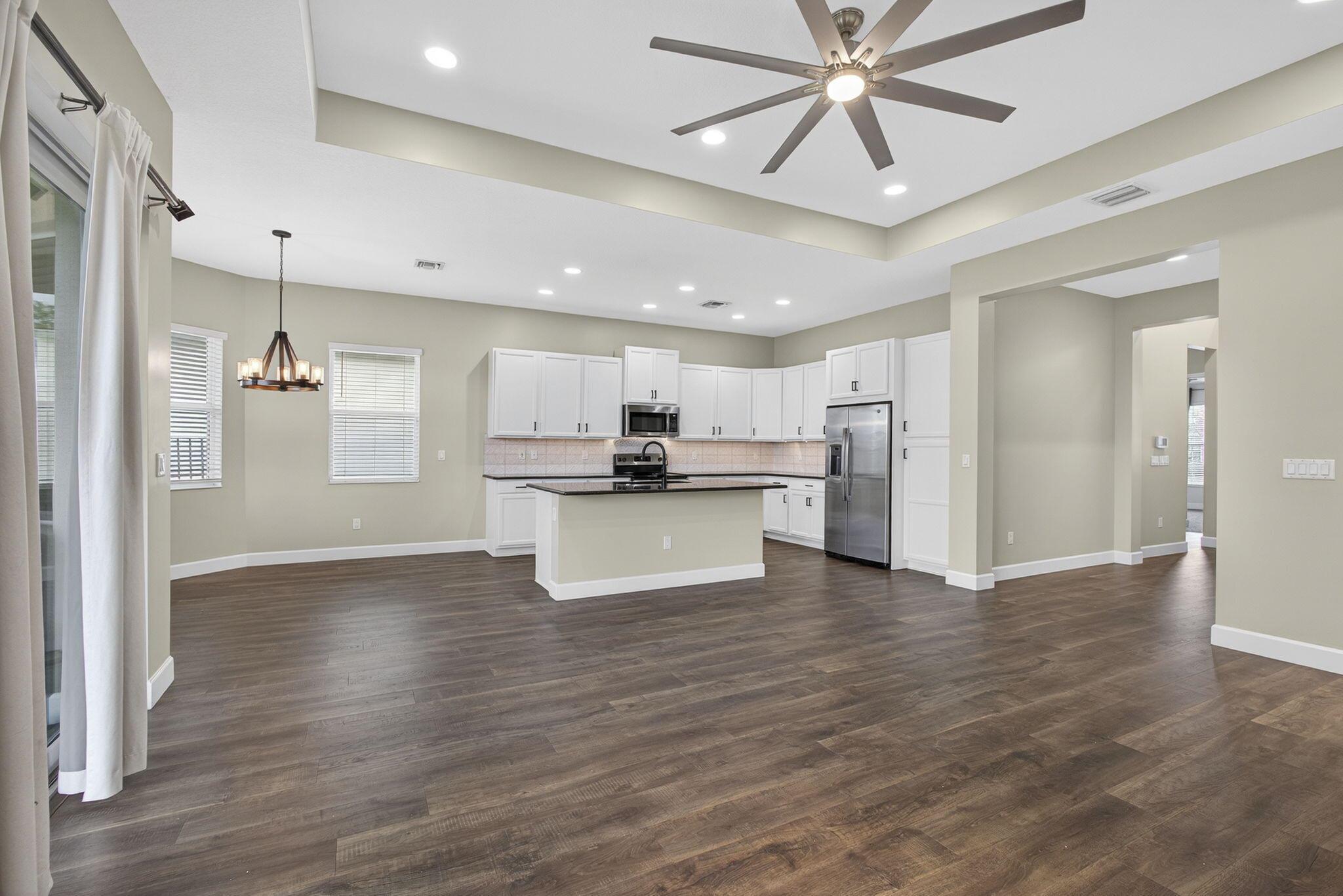 MEADOWS OF WESTLAKE - Residential
