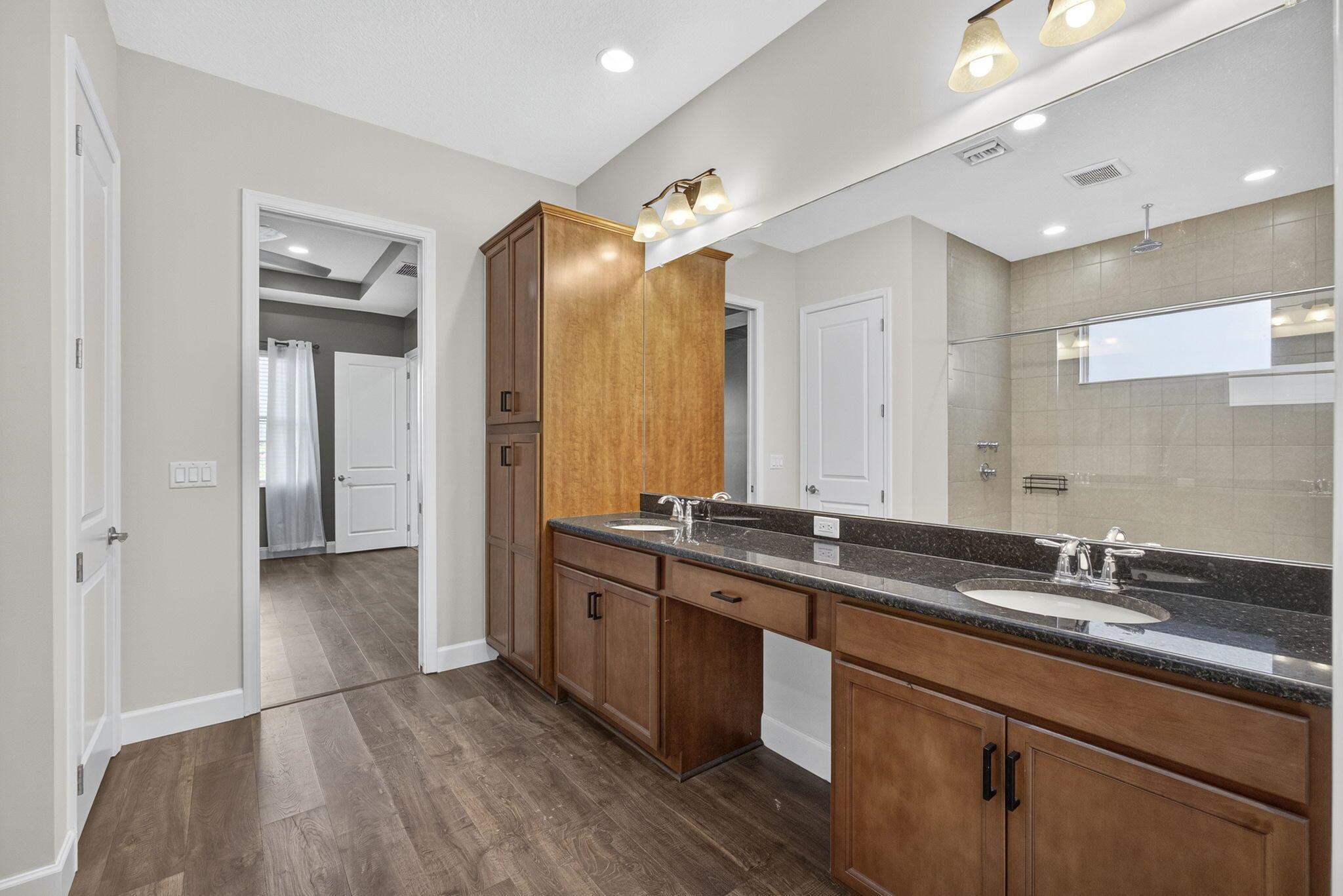 MEADOWS OF WESTLAKE - Residential
