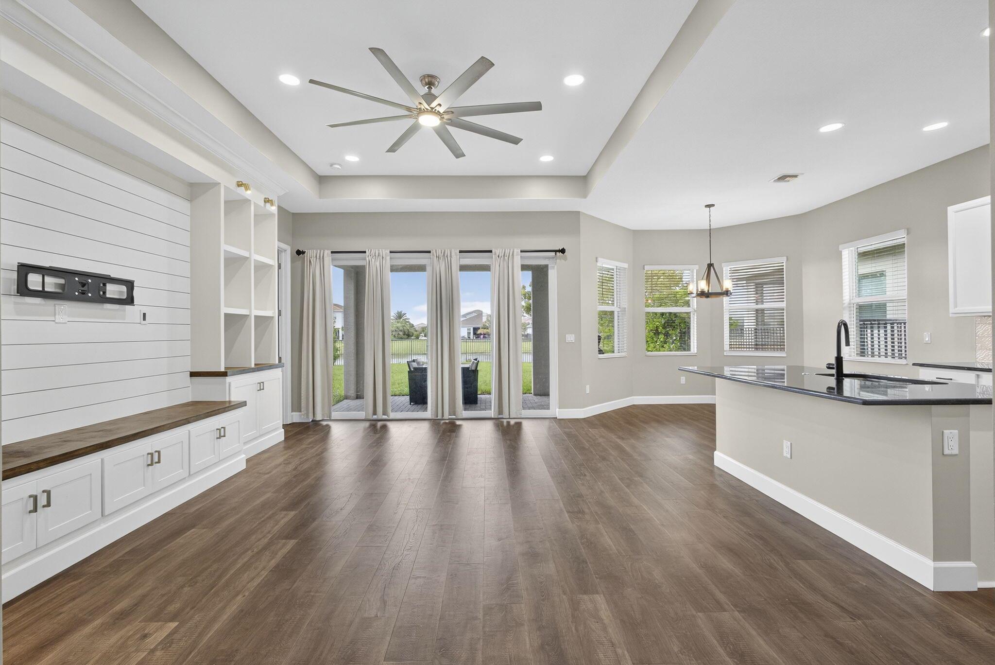 MEADOWS OF WESTLAKE - Residential