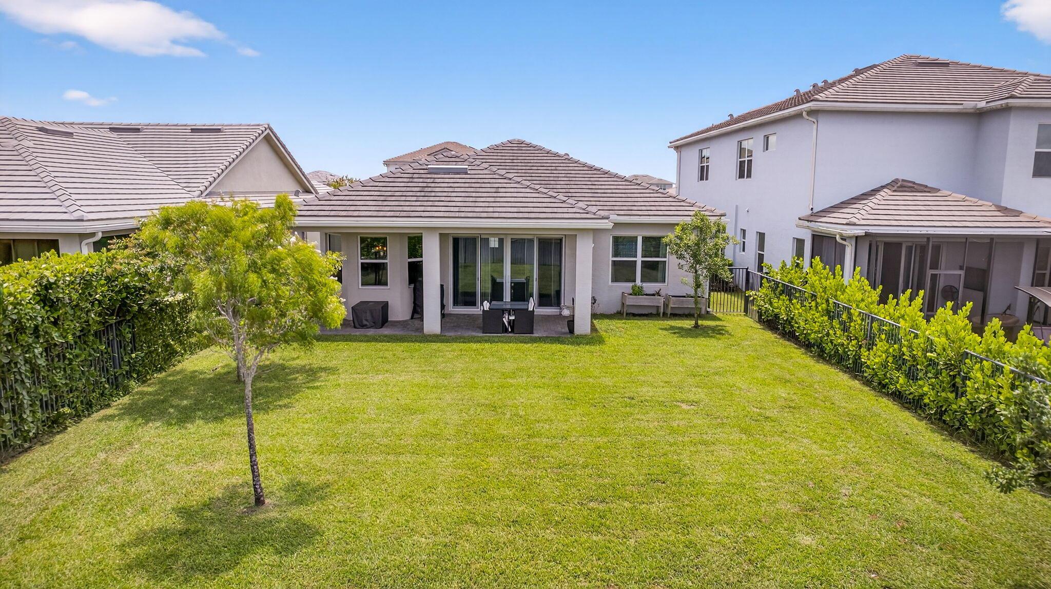 MEADOWS OF WESTLAKE - Residential