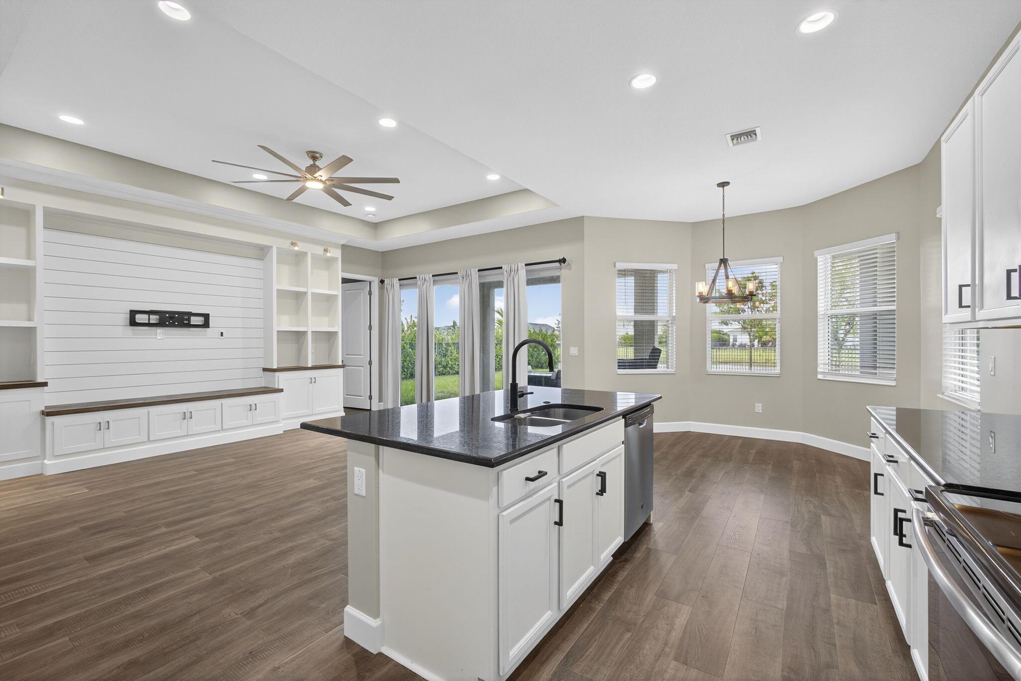 MEADOWS OF WESTLAKE - Residential