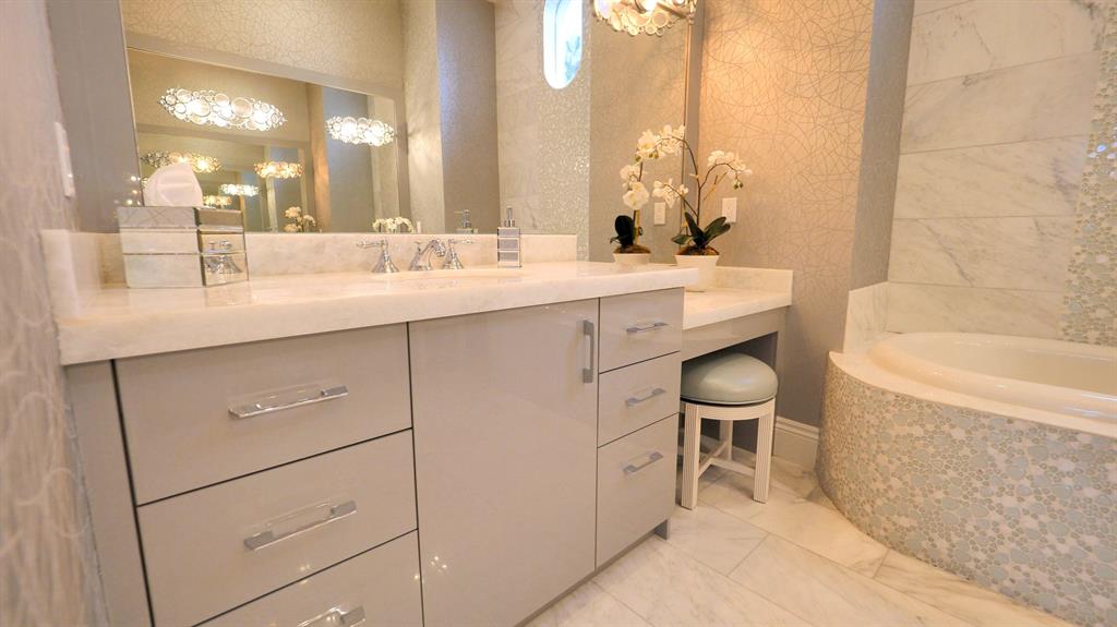 IN THE PINES - Residential