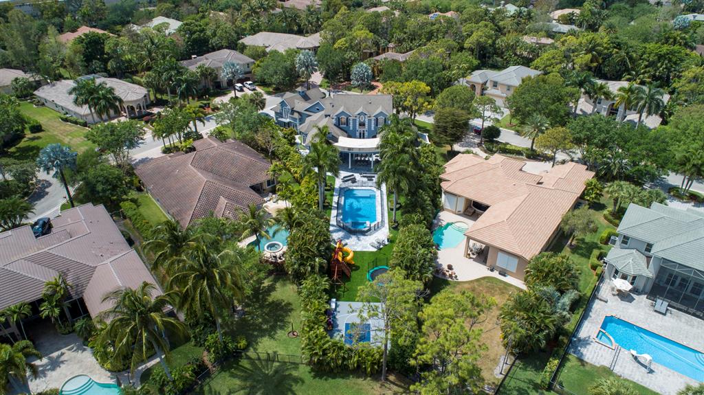 IN THE PINES - Residential