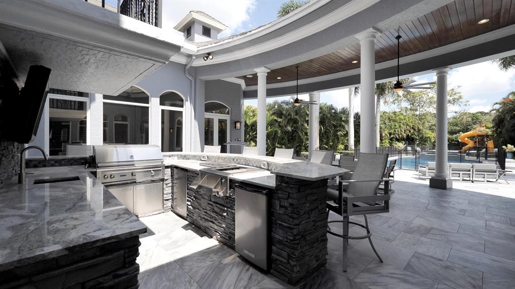 IN THE PINES - Residential