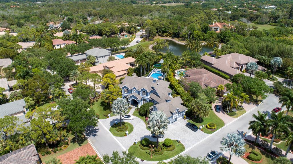 IN THE PINES - Residential