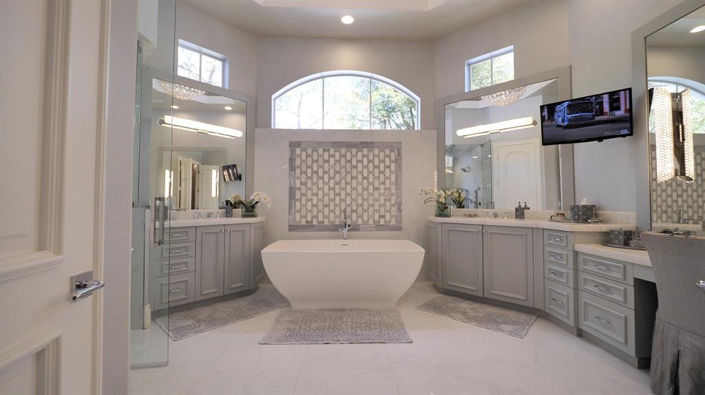 IN THE PINES - Residential