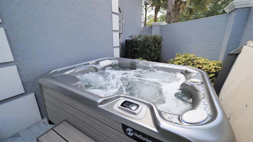 IN THE PINES - Residential