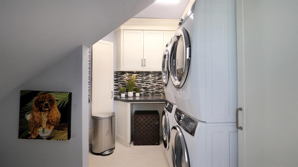 IN THE PINES - Residential