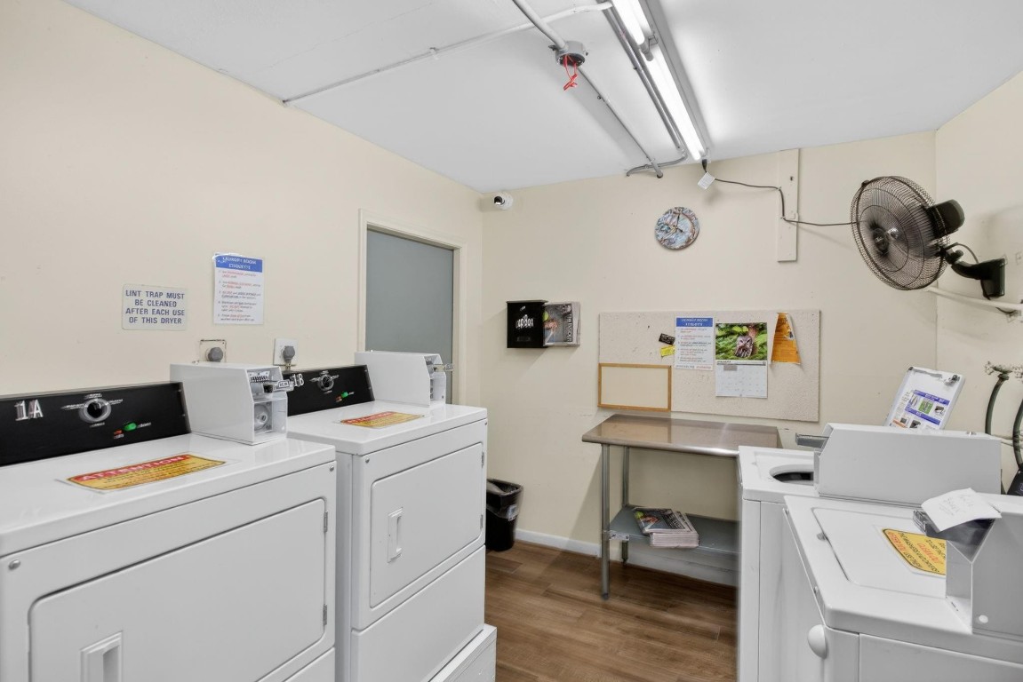 WYNMOOR GOLF VILLAGE - Residential