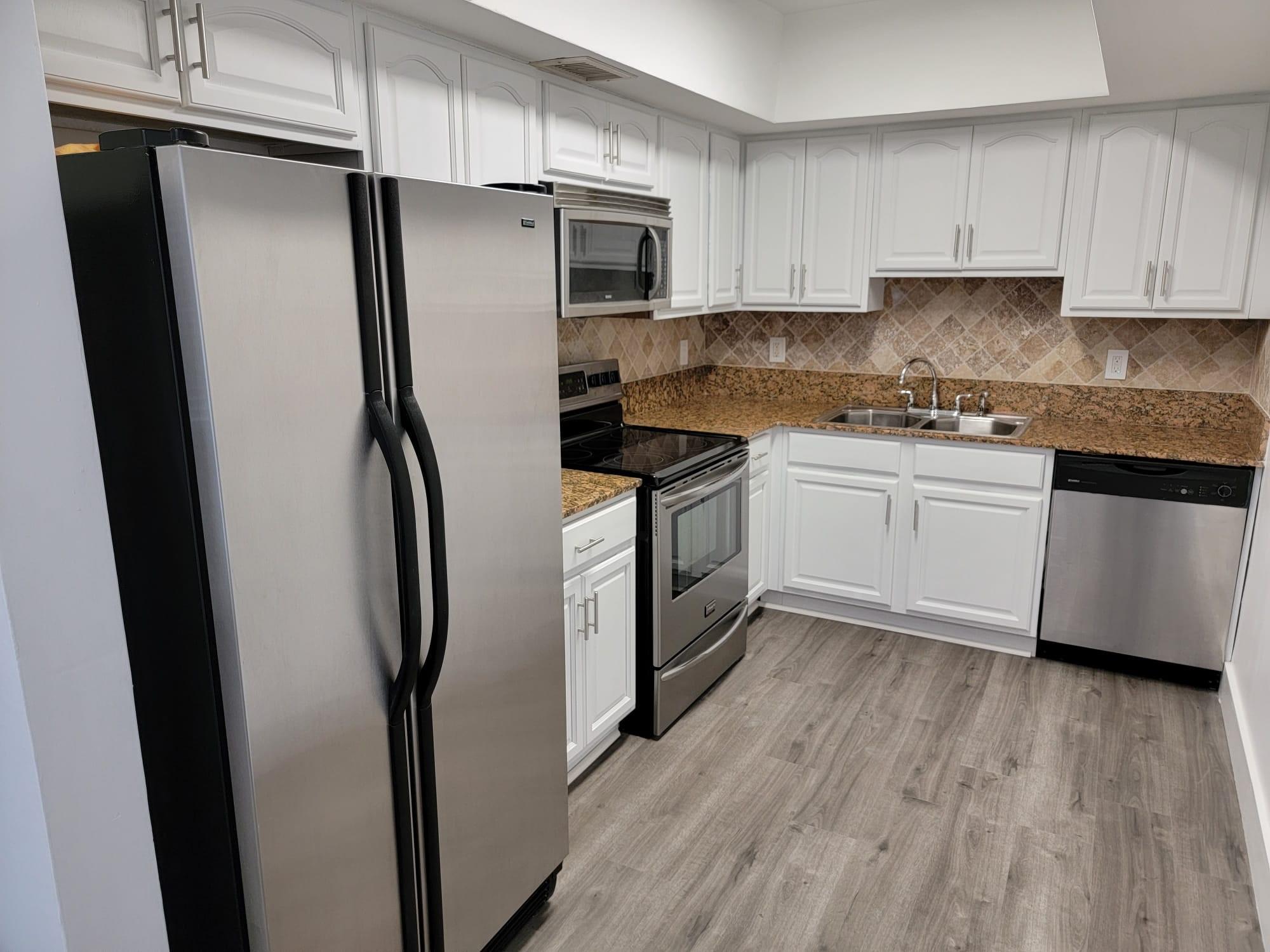 2100 Diana Dr 310, Hallandale Beach, FL, 33009/$469,000 3 2100 Diana Dr 310