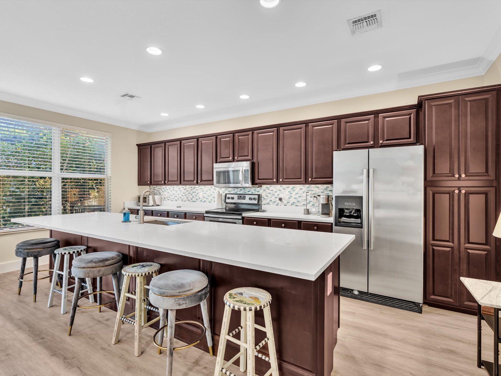 CENTRA BLUE LAKE TOWNHOME - Residential