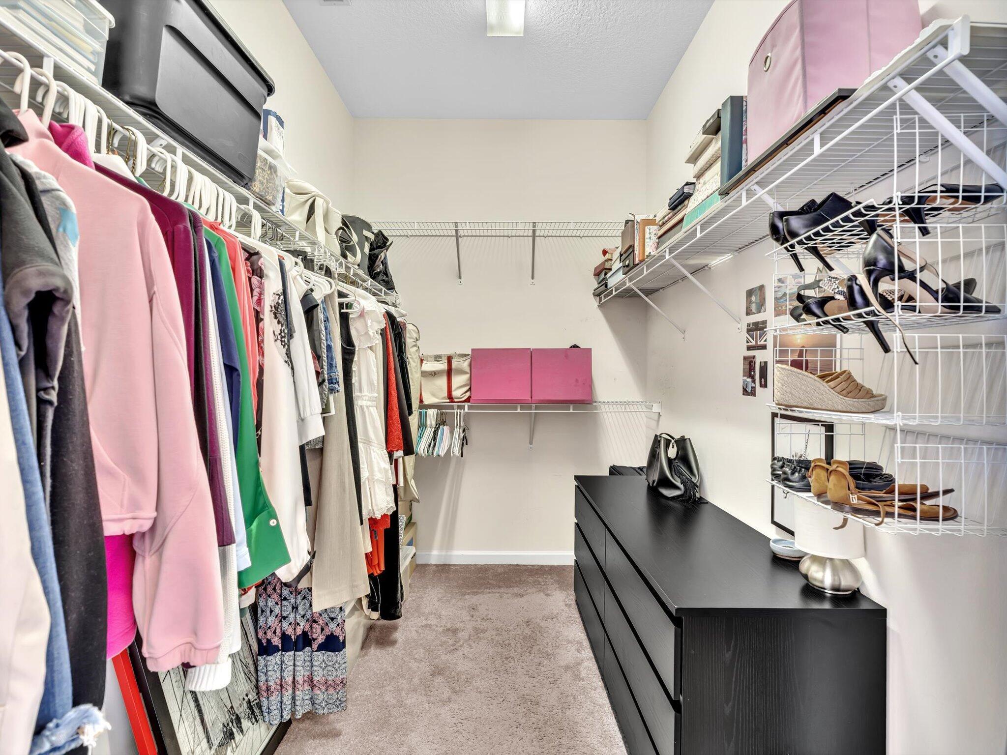 CENTRA BLUE LAKE TOWNHOME - Residential
