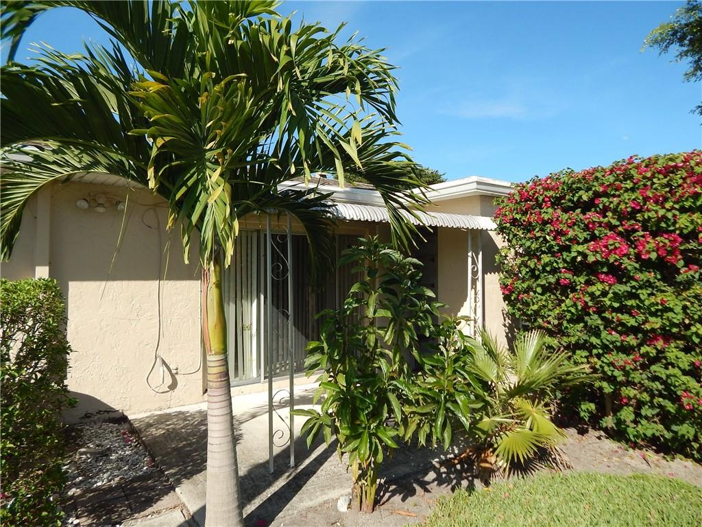 Boca Lakes - Residential