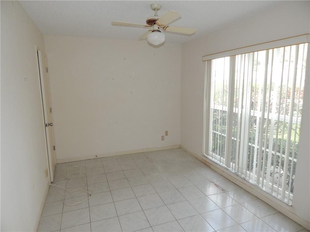 Boca Lakes - Residential