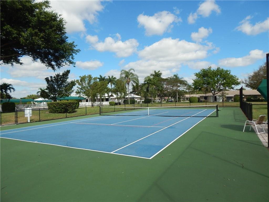Boca Lakes - Residential