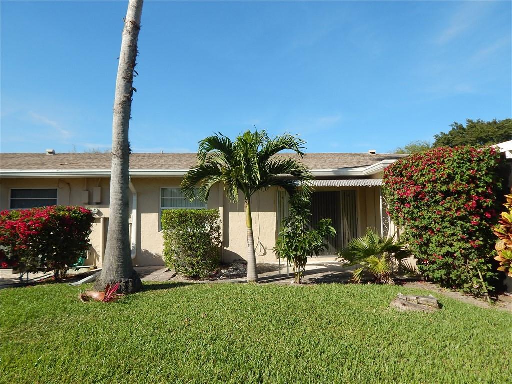 Boca Lakes - Residential